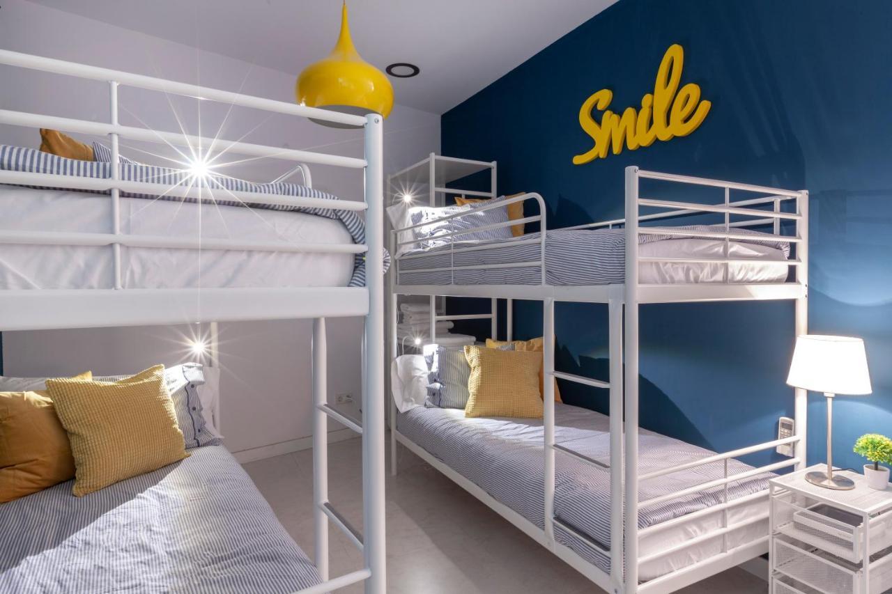 Apartamento Smile Sol Apartment Madrid Exterior photo